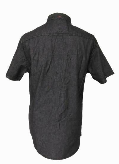 Basic Type Men′s Short Sleeve Black Denim Shirt