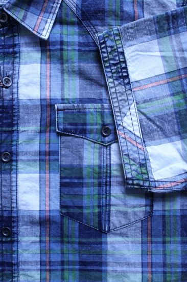 Men′s Outdoor Breathable Short-Sleeved Grid Shirt