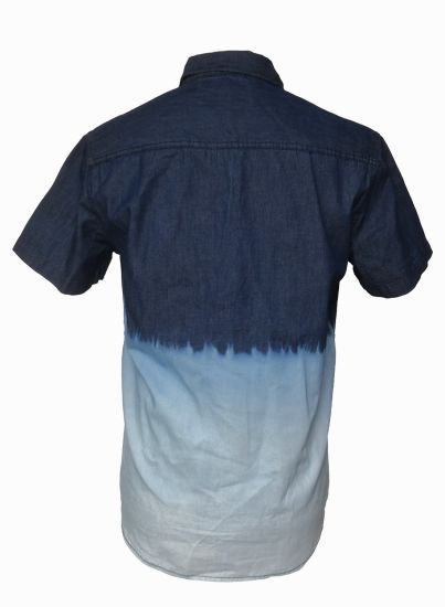 Distinctive Style Men′s Gradient Ramp Denim Shirt