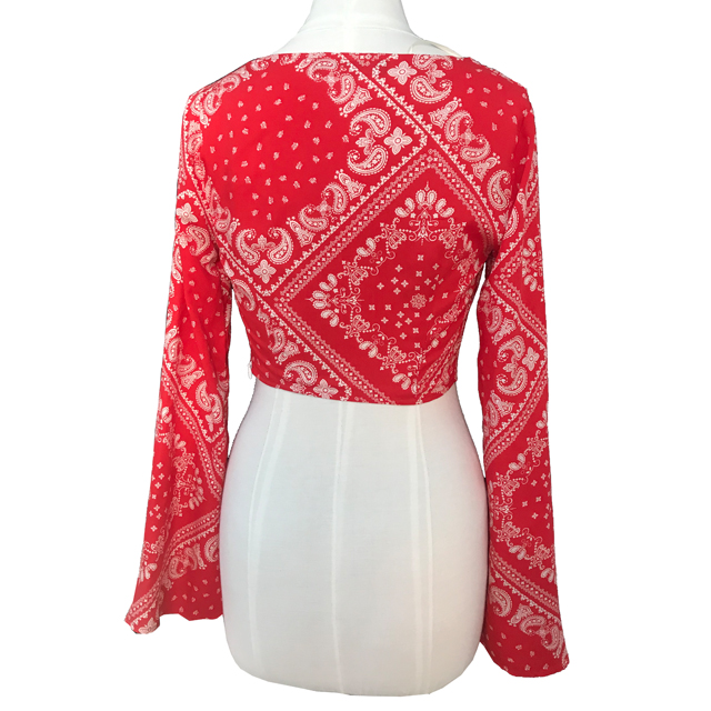 Women's V-Neck Paisley Print Belly Button Fashion Shirt /Casual Shirt/ Woman Shirt Long-Sleeved